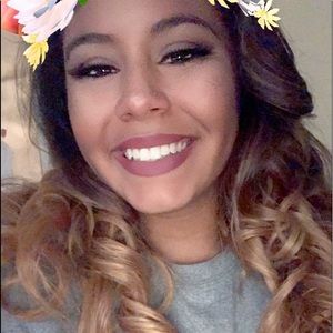 Meet your Posher, Jocelyn